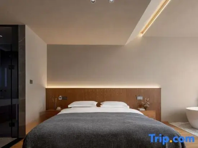 Standard Double Family room with balcony