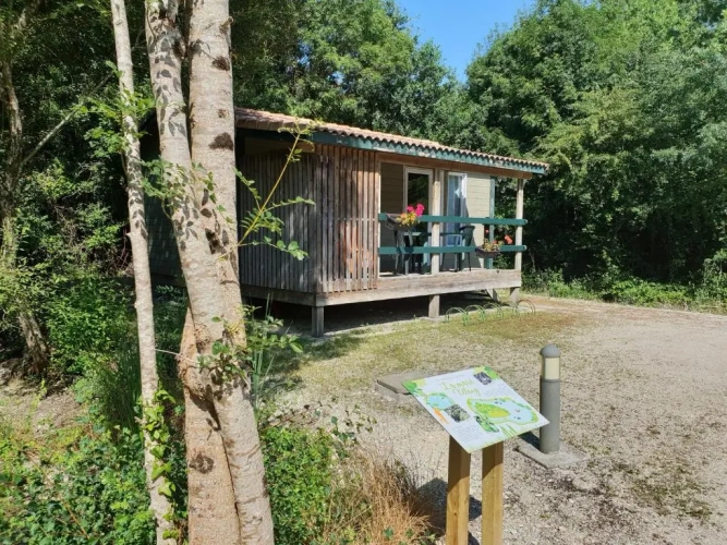 2 Bedrooms Cottage
