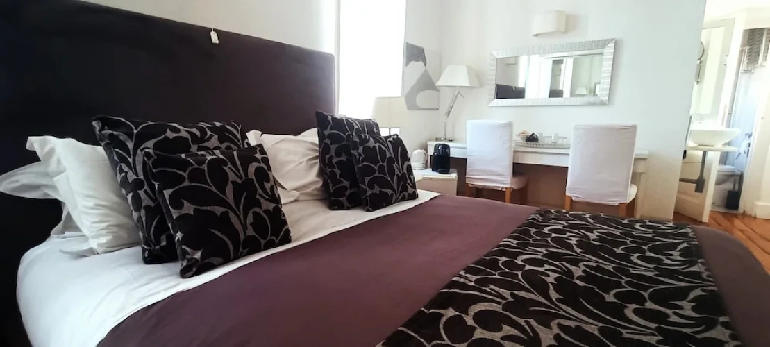 Standard Double room with courtyard view