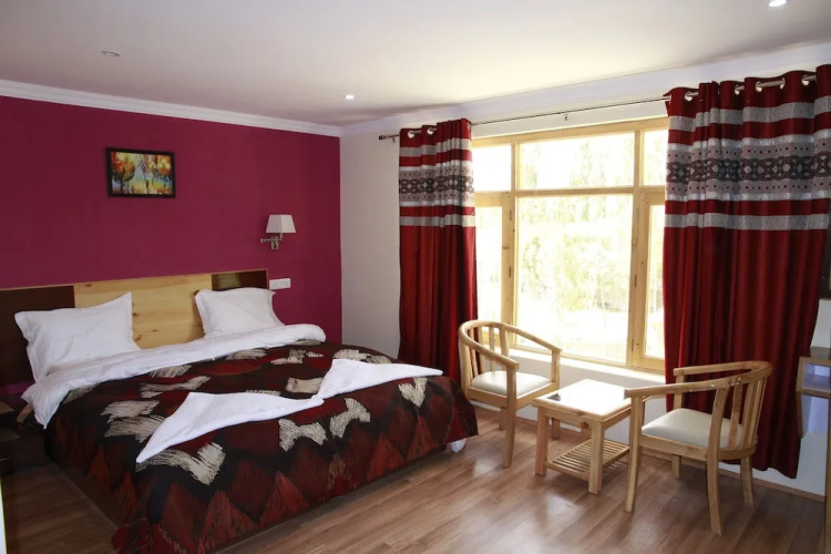 Royal Holiday Hotel