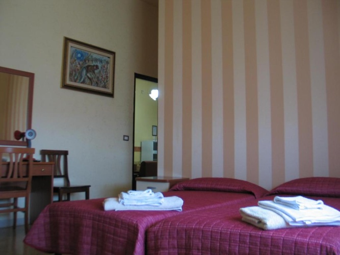 3 Bedrooms Apartment