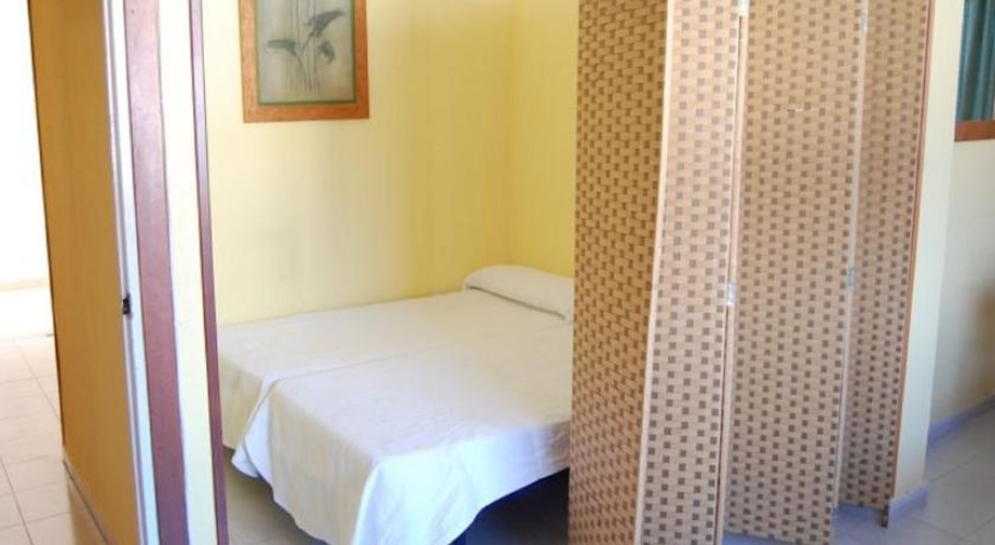 Apartamentos Jacinto Benavente