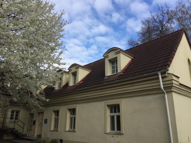 3 Bedrooms Apartment