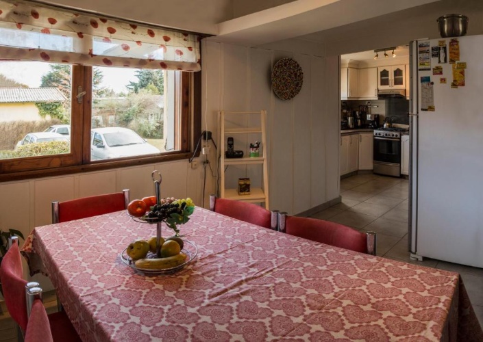 4 Bedrooms Cottage