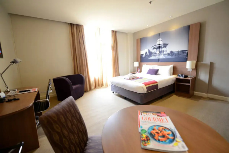 Double Suite