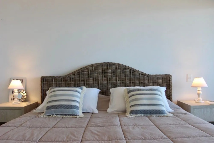 Ocean Front Deluxe Apartment