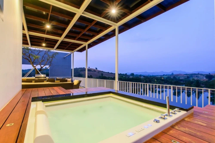 Standard Penthouse room
