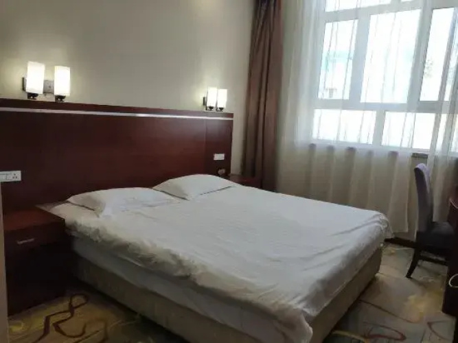 Bole Fuhao Hotel