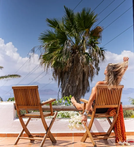 2 Bedrooms Villa
