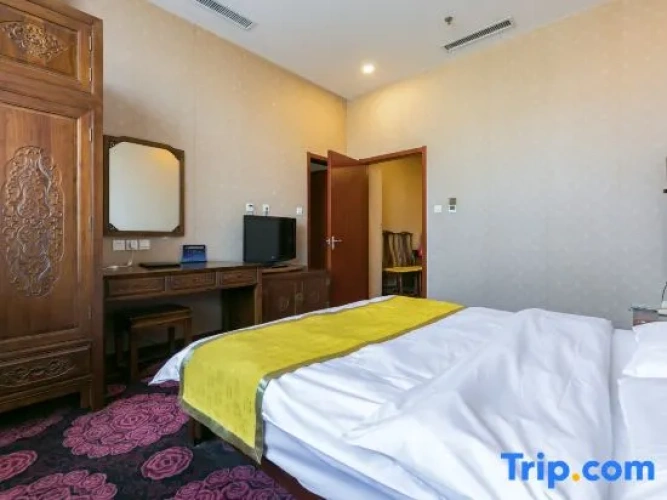 Superior Suite