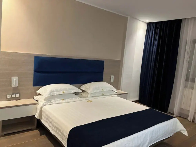 Al Bayt Hotel