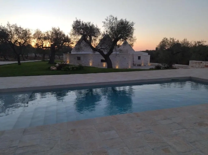 2 Bedrooms Villa