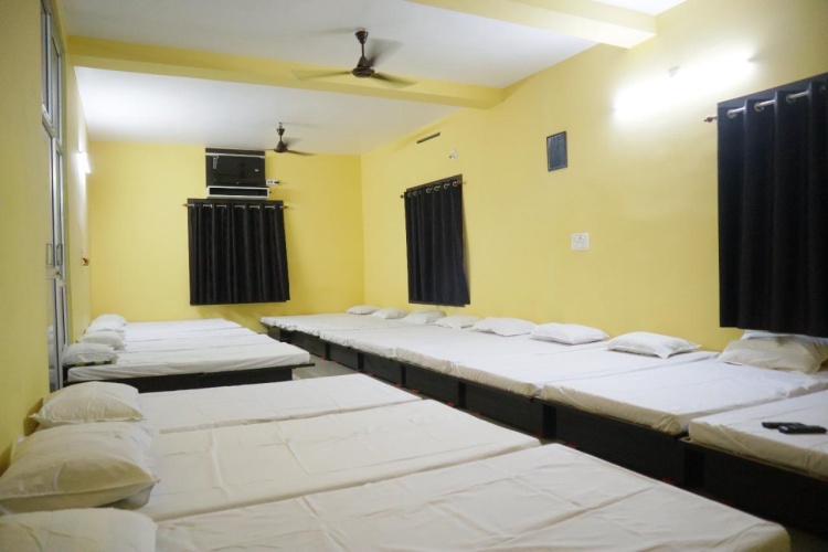 Bed in Dorm