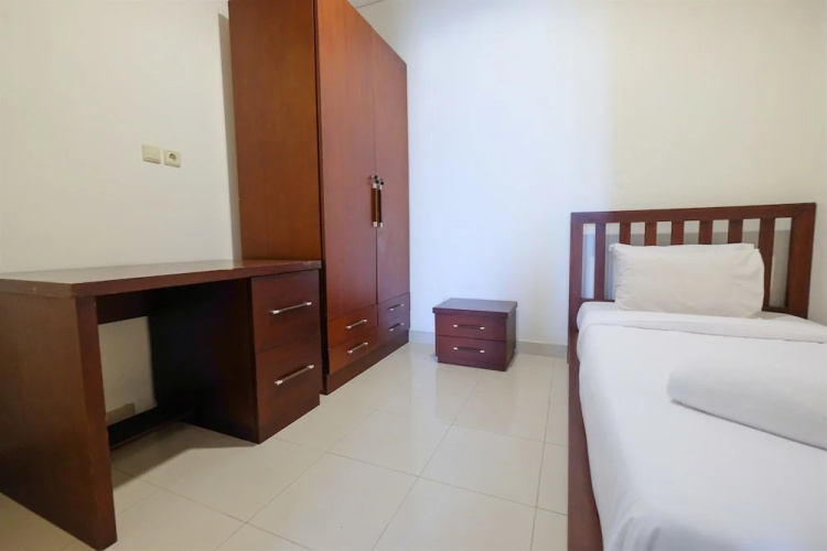 Spacious 2BR Bellezza Apartment
