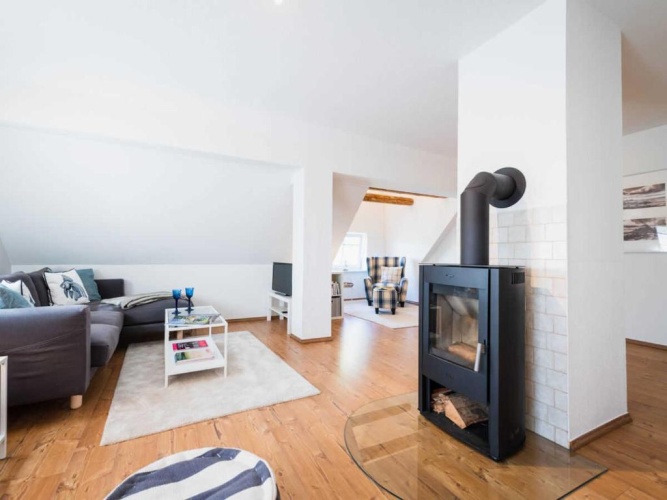 3 Bedrooms Cottage