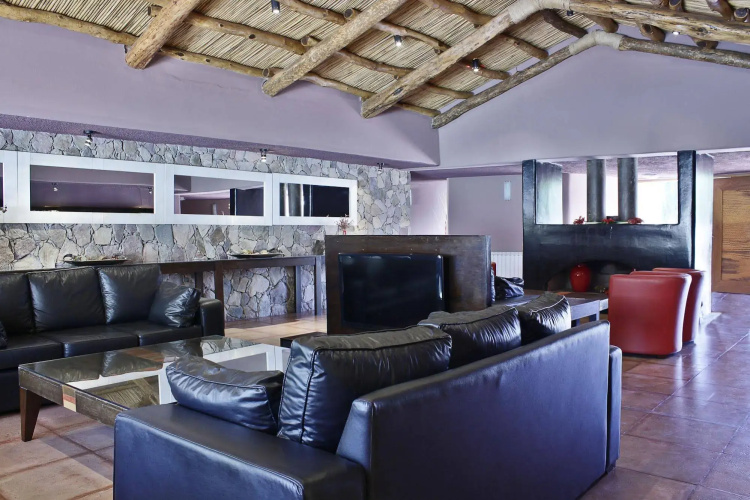La Comarca Hotel