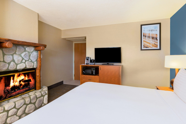 Holiday Inn Resort The Lodge at Big Bear Lake photo 7