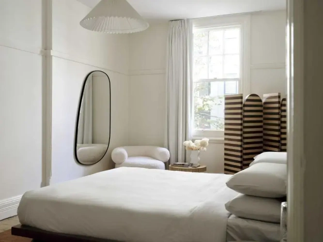 3 Bedrooms Apartment