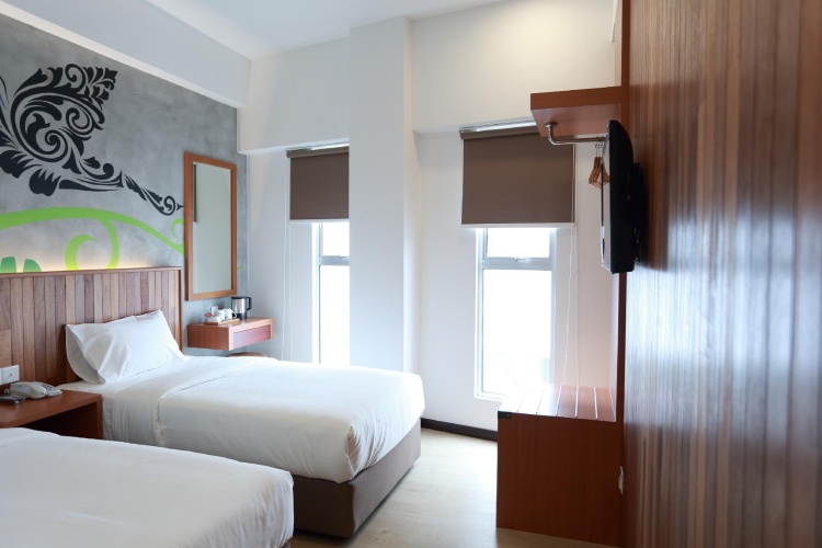 Standard Twin room