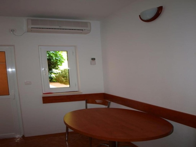 1 Bedroom Apartment with balcony and with garden view