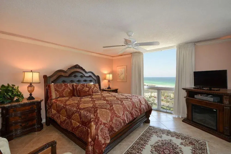 Shoreline 3114 Condo