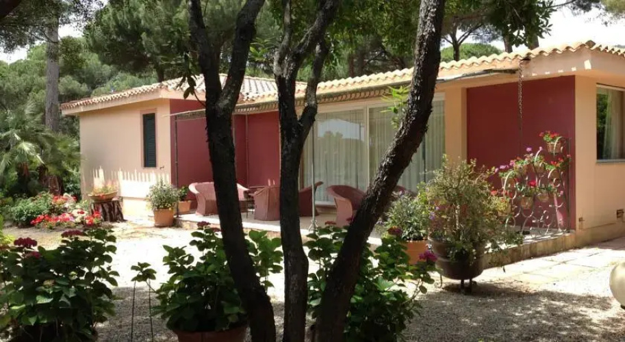 Villa Bouganvillea