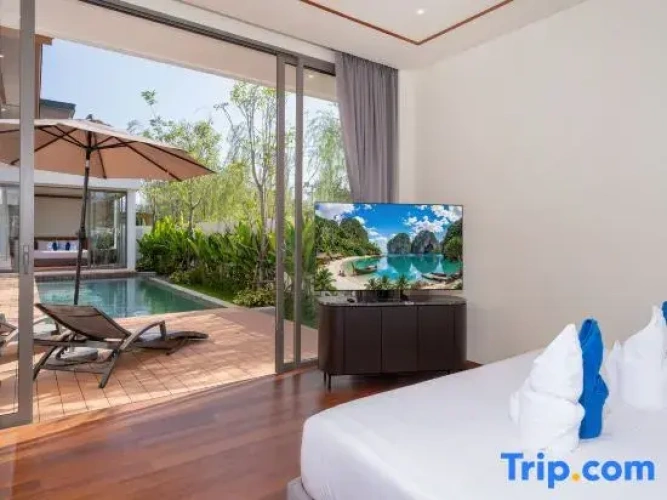 3 Bedrooms Luxury Villa