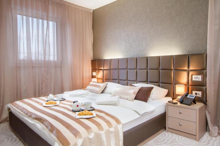 Suite with balcony