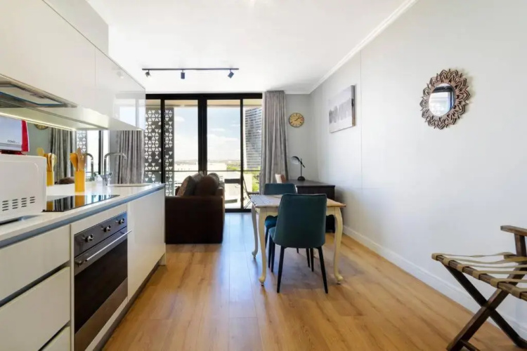 Alimama Spaces: the Pinnacle Ellipse