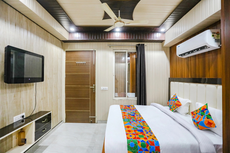 Fabhotel Jms Residency