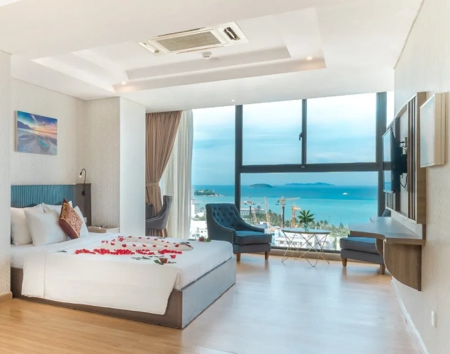 Suite oceanfront