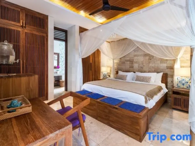 3 Bedrooms Villa