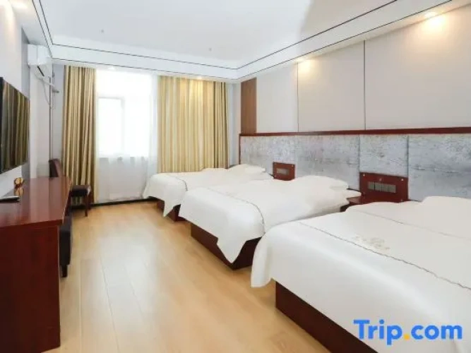 Deluxe Triple room
