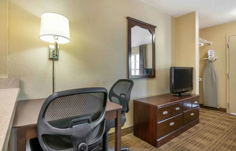Extended Stay America Select Suites Gainesville I-75