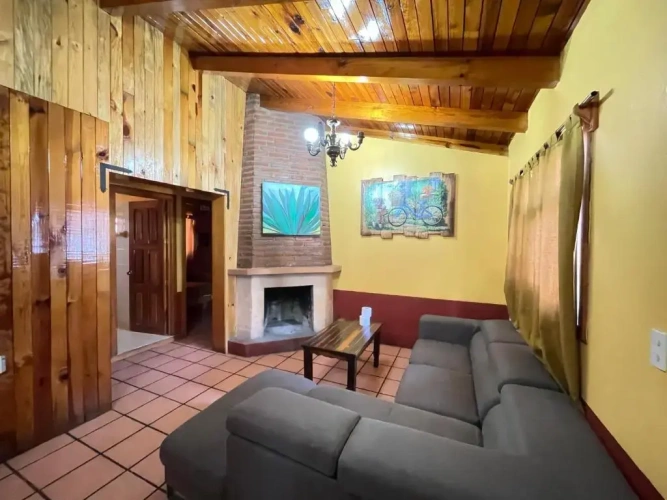 3 Bedrooms Cottage