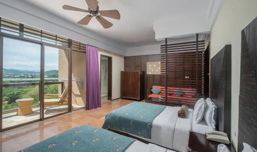 Super Deluxe Double Suite with sea view