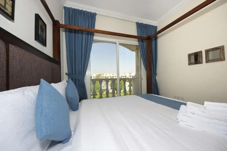 Villa Al-Hamra