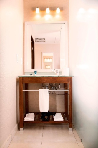 2 Bedrooms Executive Double Suite with city view