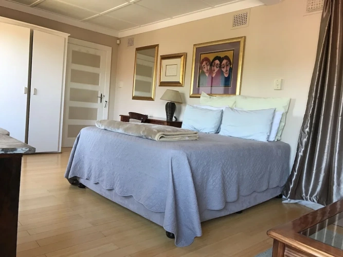 Standard Twin room with view
