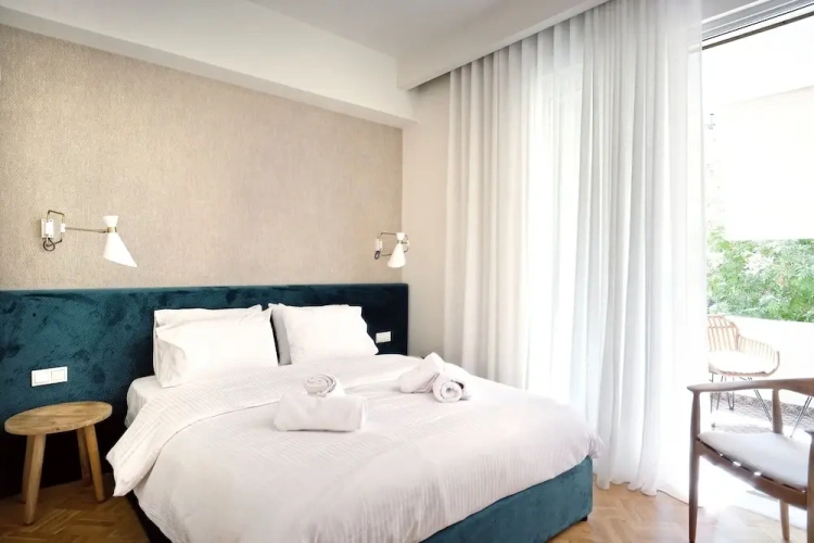 3 Bedrooms Deluxe Apartment with balcony and with park view