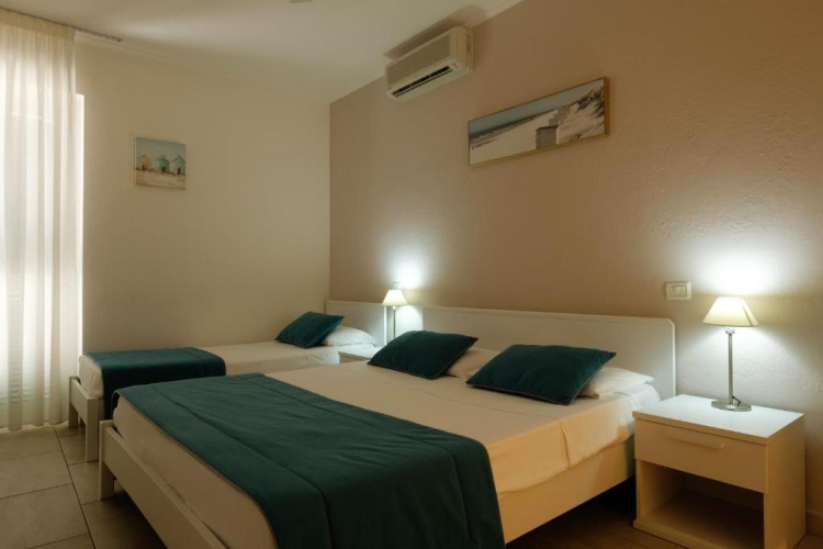 Classic Triple room