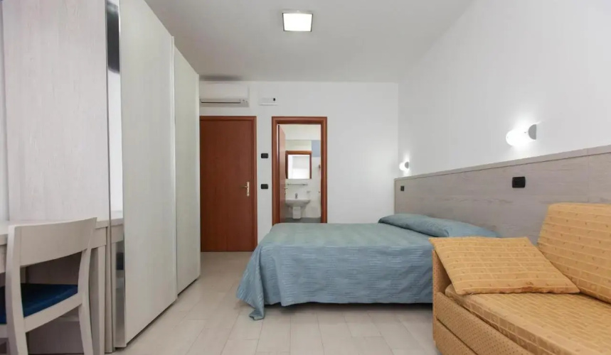 Residence Clipper