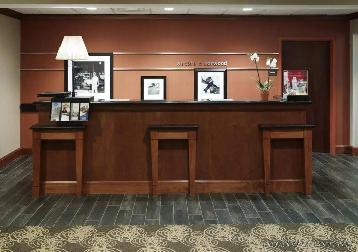 Hampton Inn Boston - Norwood
