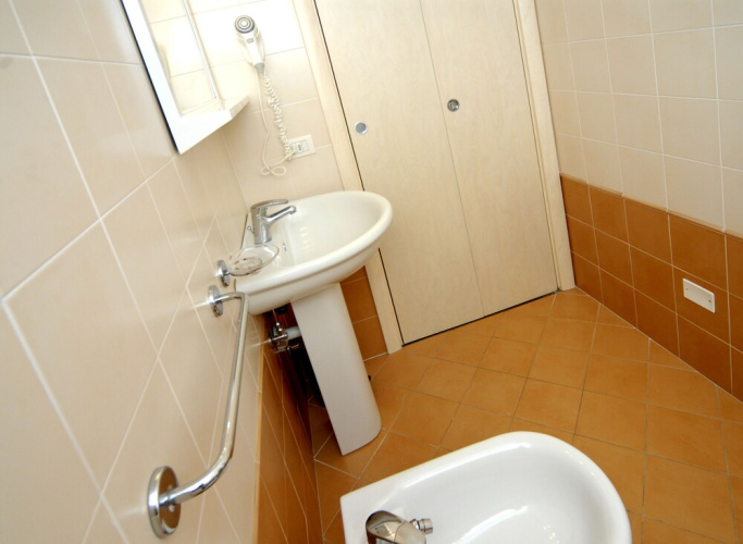 Beachfront Escape one Bedroom Flat With ac