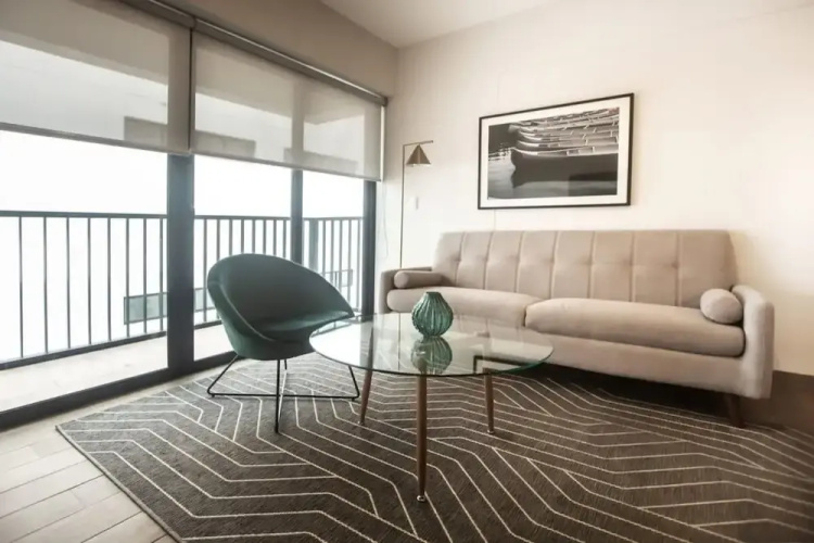 w Upscale 2BR in Miraflores