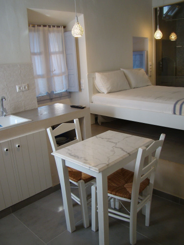 Efis Apartments
