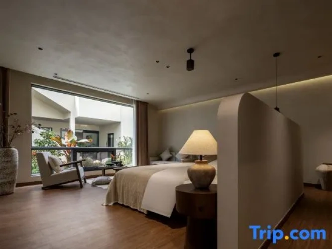 Standard Double room with garden view