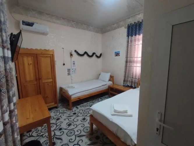 Standard Twin room with city view