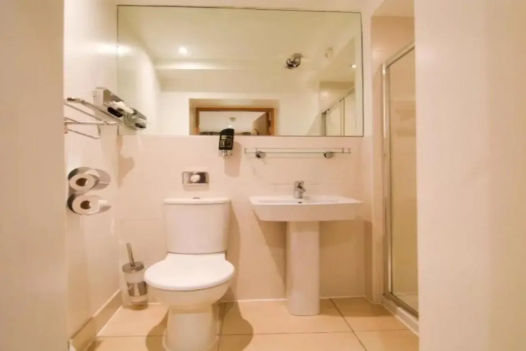 Eyre Square Townhouse