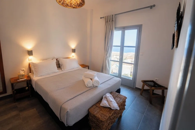 Executive Suite with balcony and with sea view